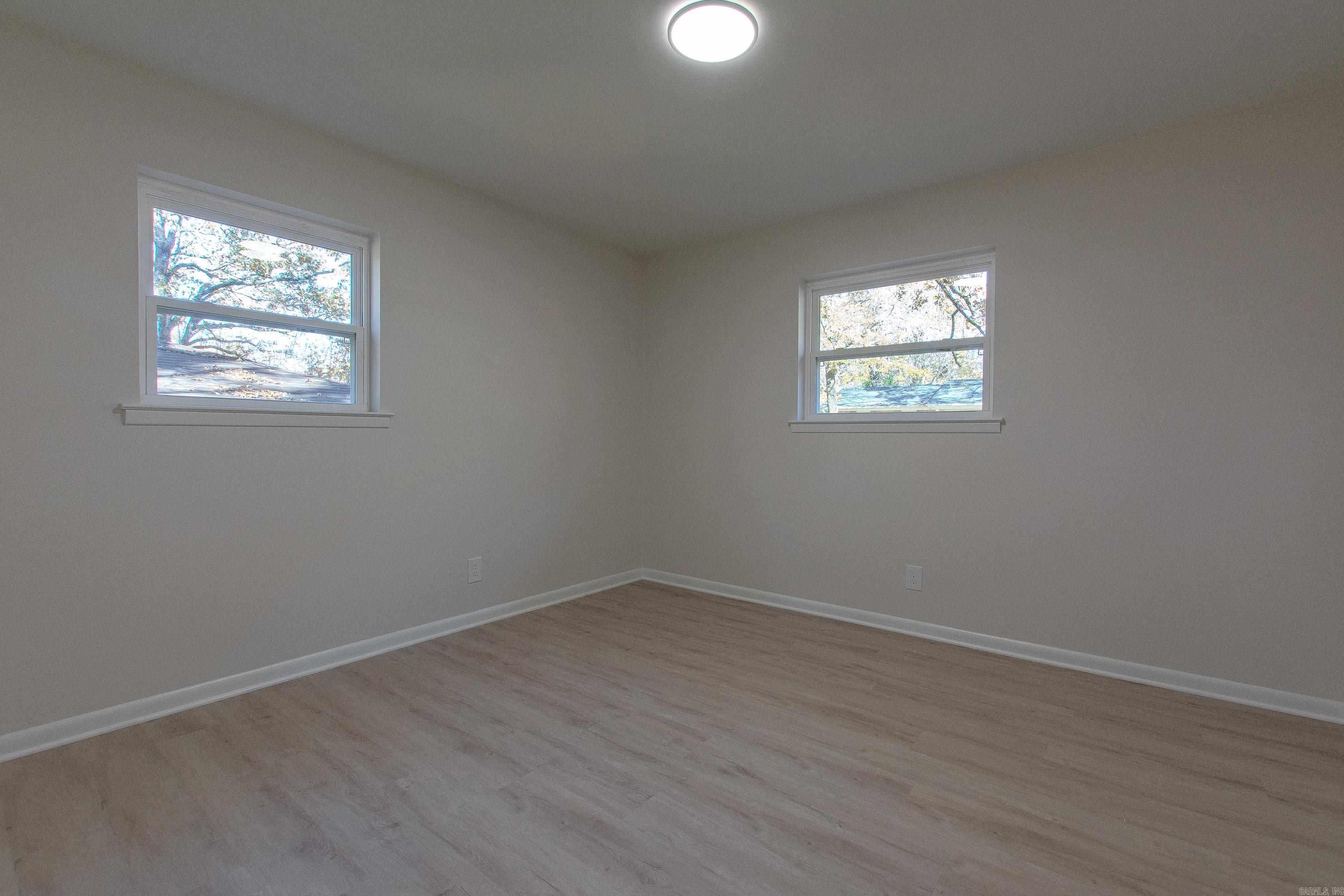 INDIAN HILLS - Residential