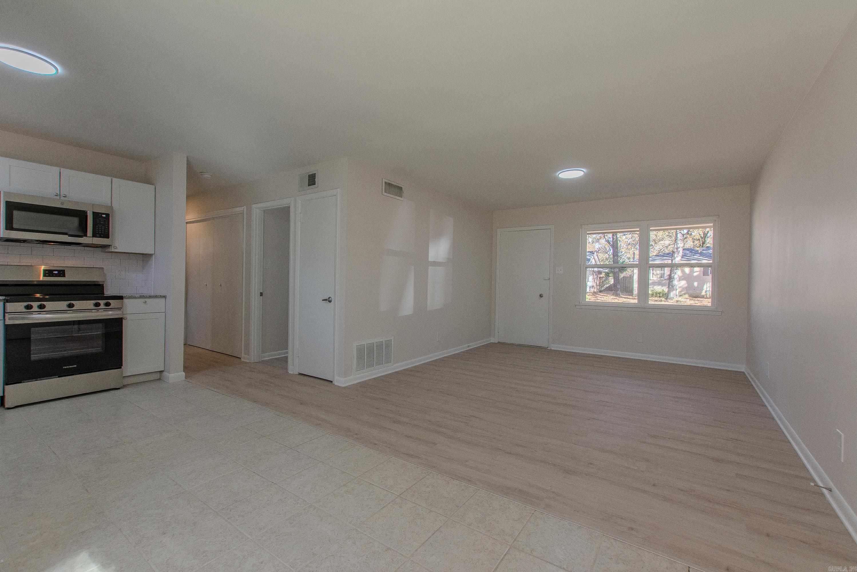 INDIAN HILLS - Residential