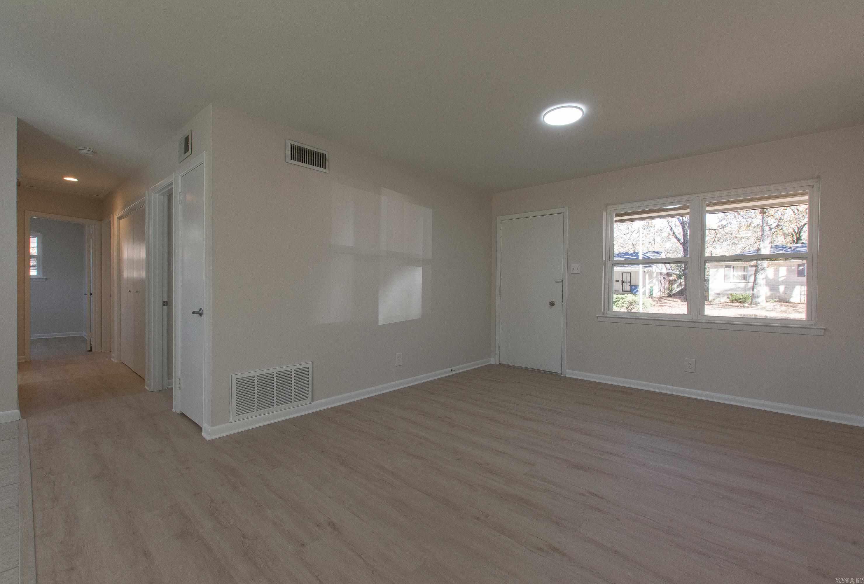 INDIAN HILLS - Residential