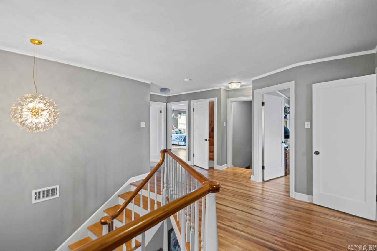 BRENTWOOD - Residential