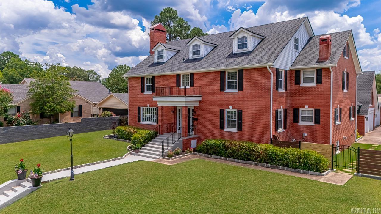 BRENTWOOD - Residential