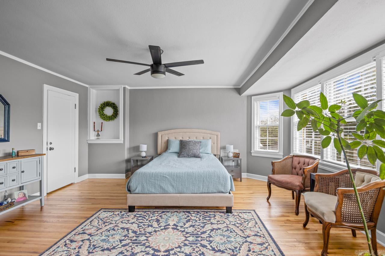 BRENTWOOD - Residential