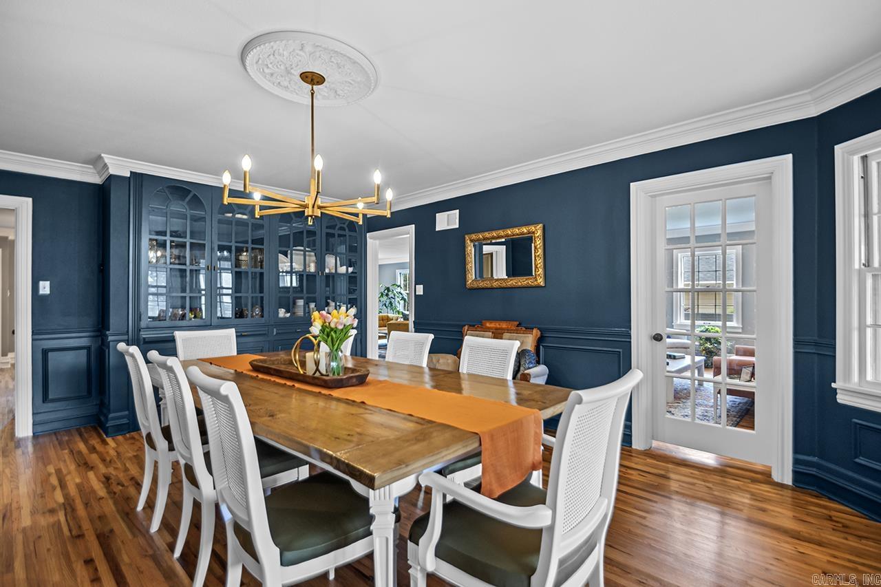 BRENTWOOD - Residential