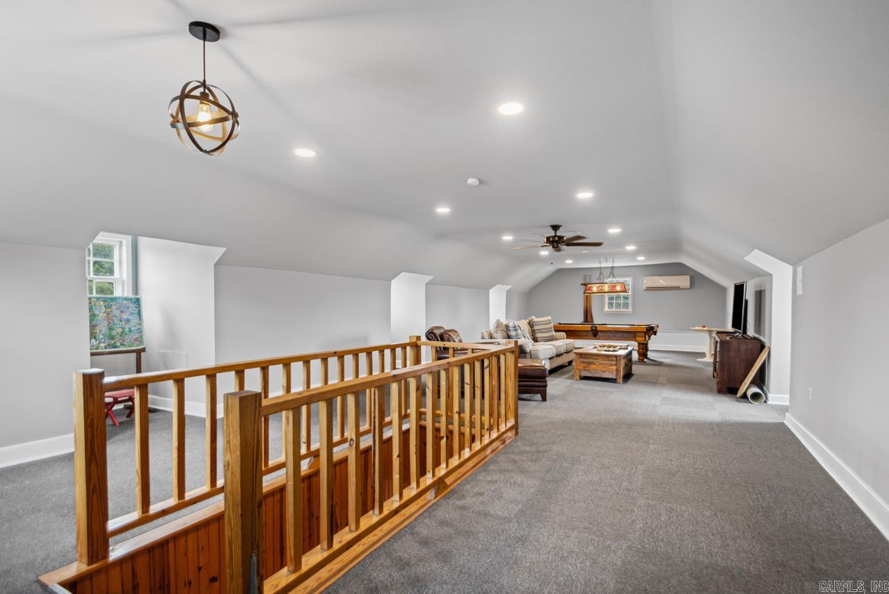 BRENTWOOD - Residential