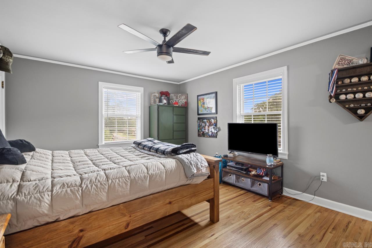 BRENTWOOD - Residential