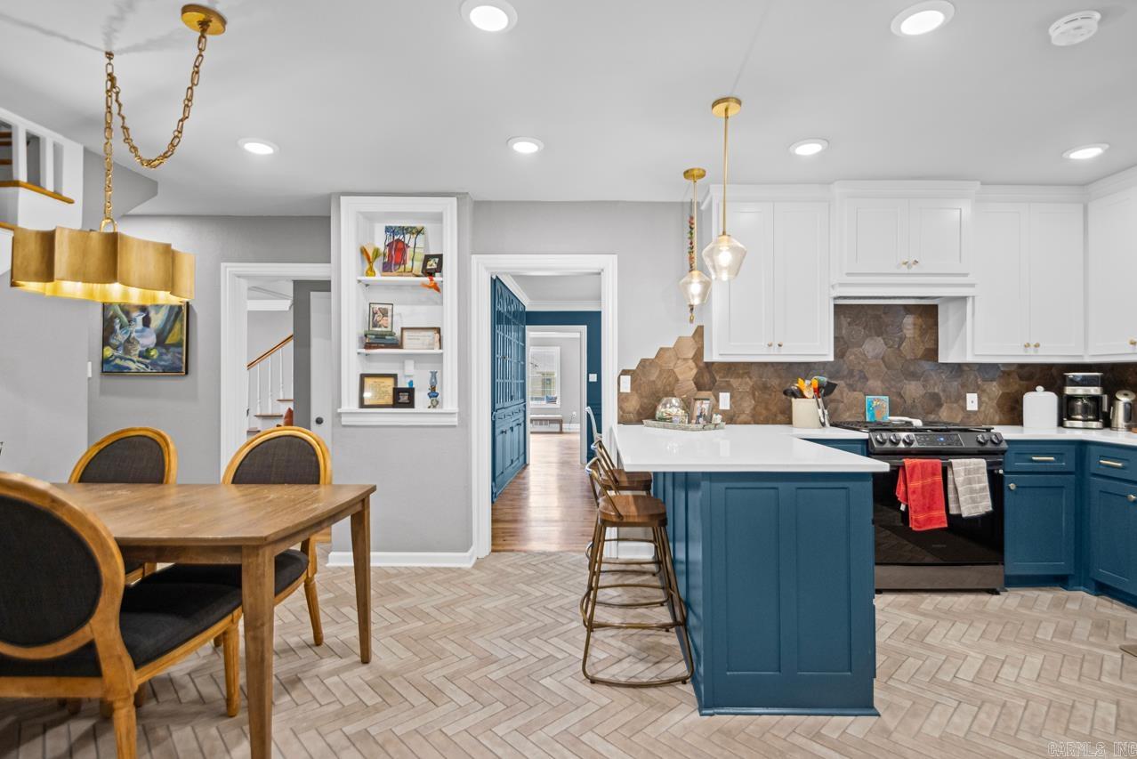 BRENTWOOD - Residential