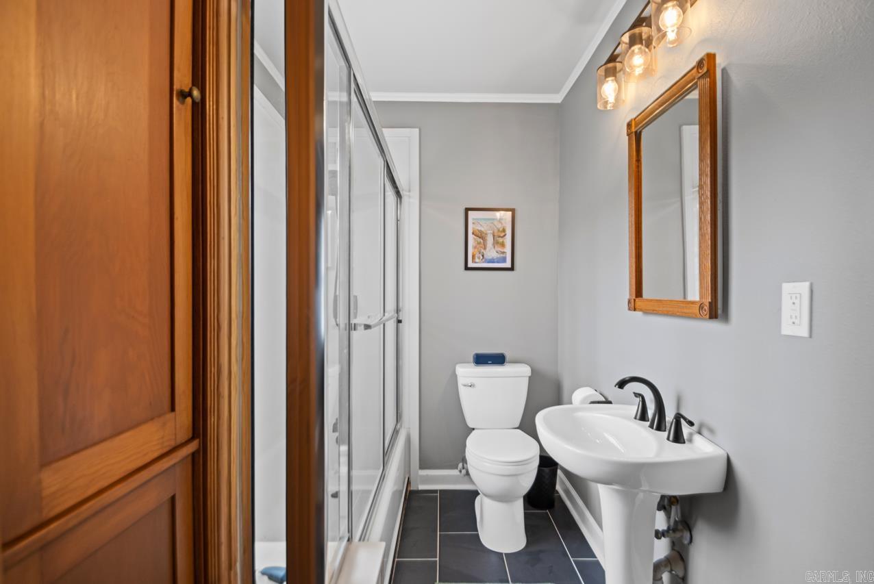 BRENTWOOD - Residential