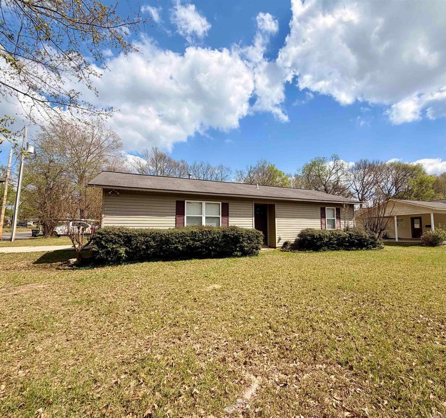 This 3 bed, 2 bath home offering 1,312 sqft of comfortable living space right in town! This home features a convenient carport and great location close to everything Monticello has to offer!