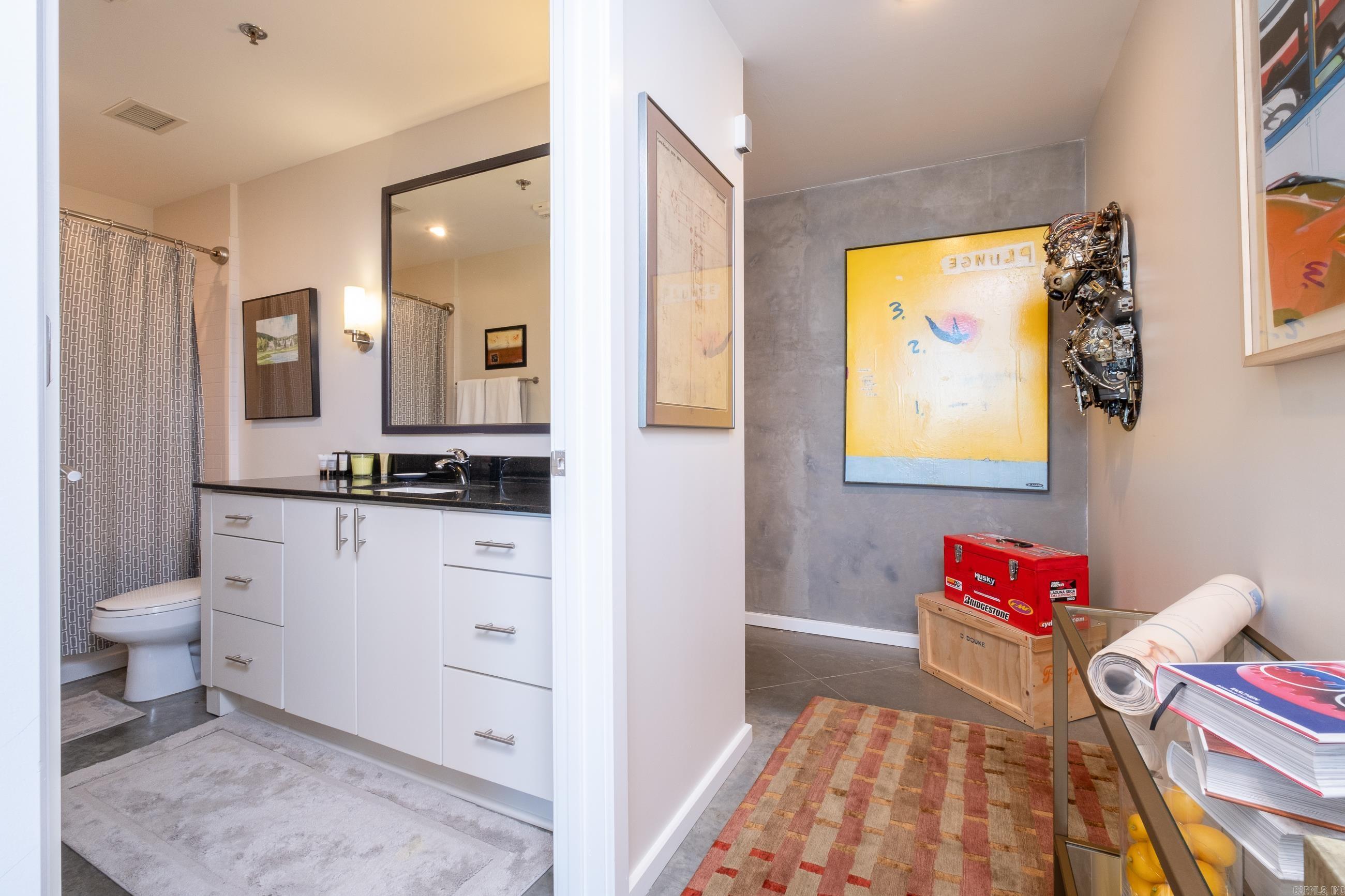 River Market Tower - Residential Lease