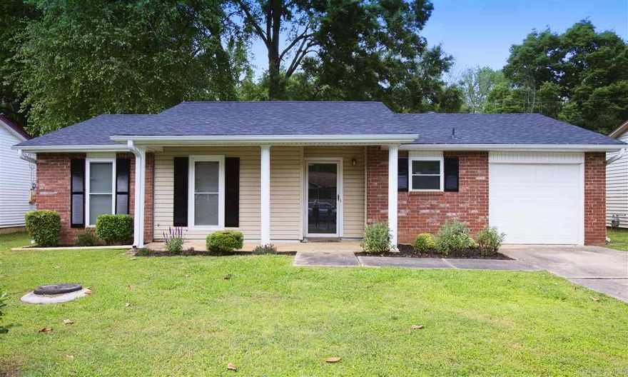 Cute 3/1.5 in the quiet area of Sherwood that is waiting for you to call home. This property is managed by Hoffman Team so beware of scammers - we will never ask you to Cashapp us money. The lease for this property is for 18 months to 2 years with a 3% increase after the first year. Income must be 3x the amount of rent. Deposit, first month’s rent, and the $50 administration fee due before move in. This property does not accept section 8.