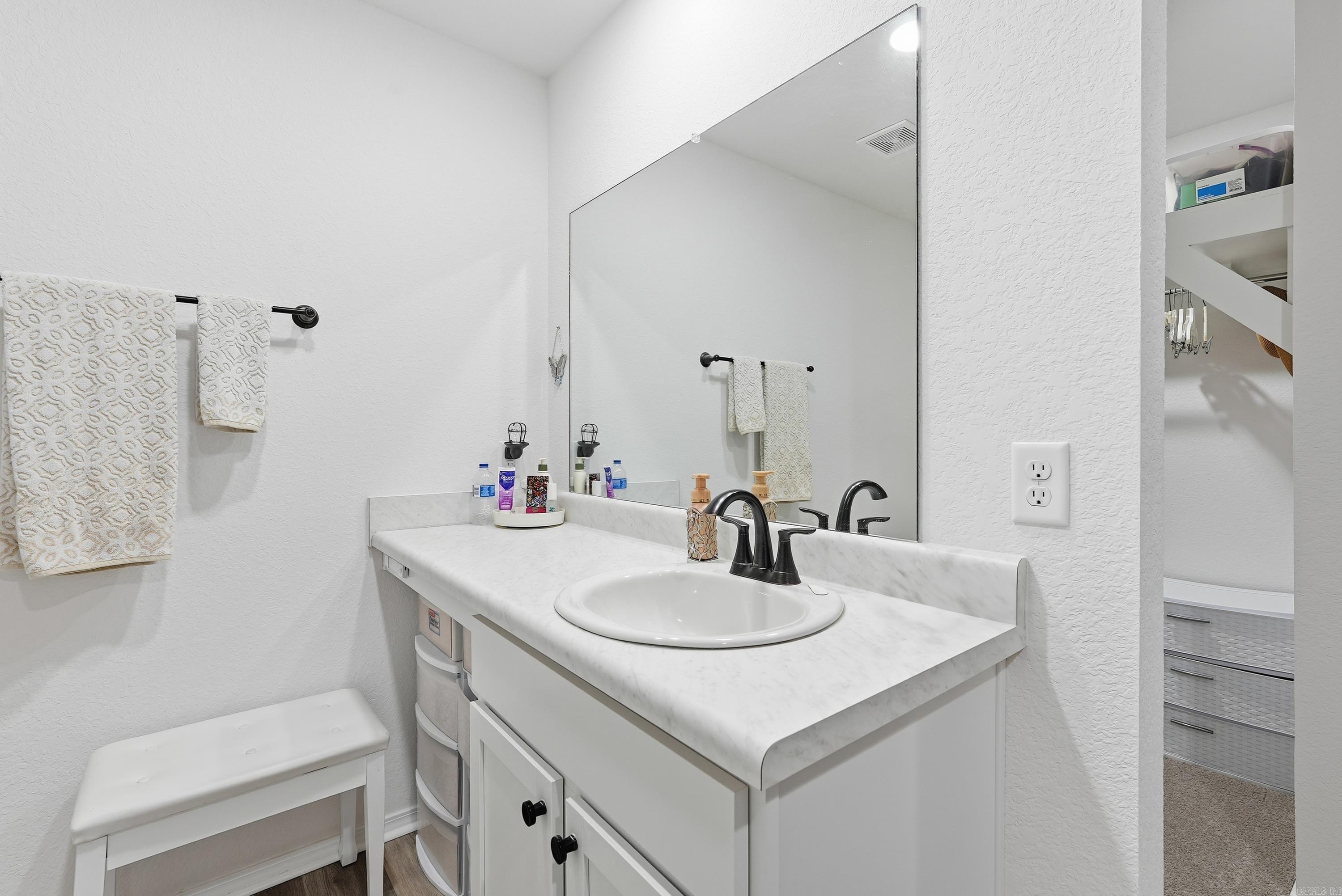 BELL VALLEY - Residential