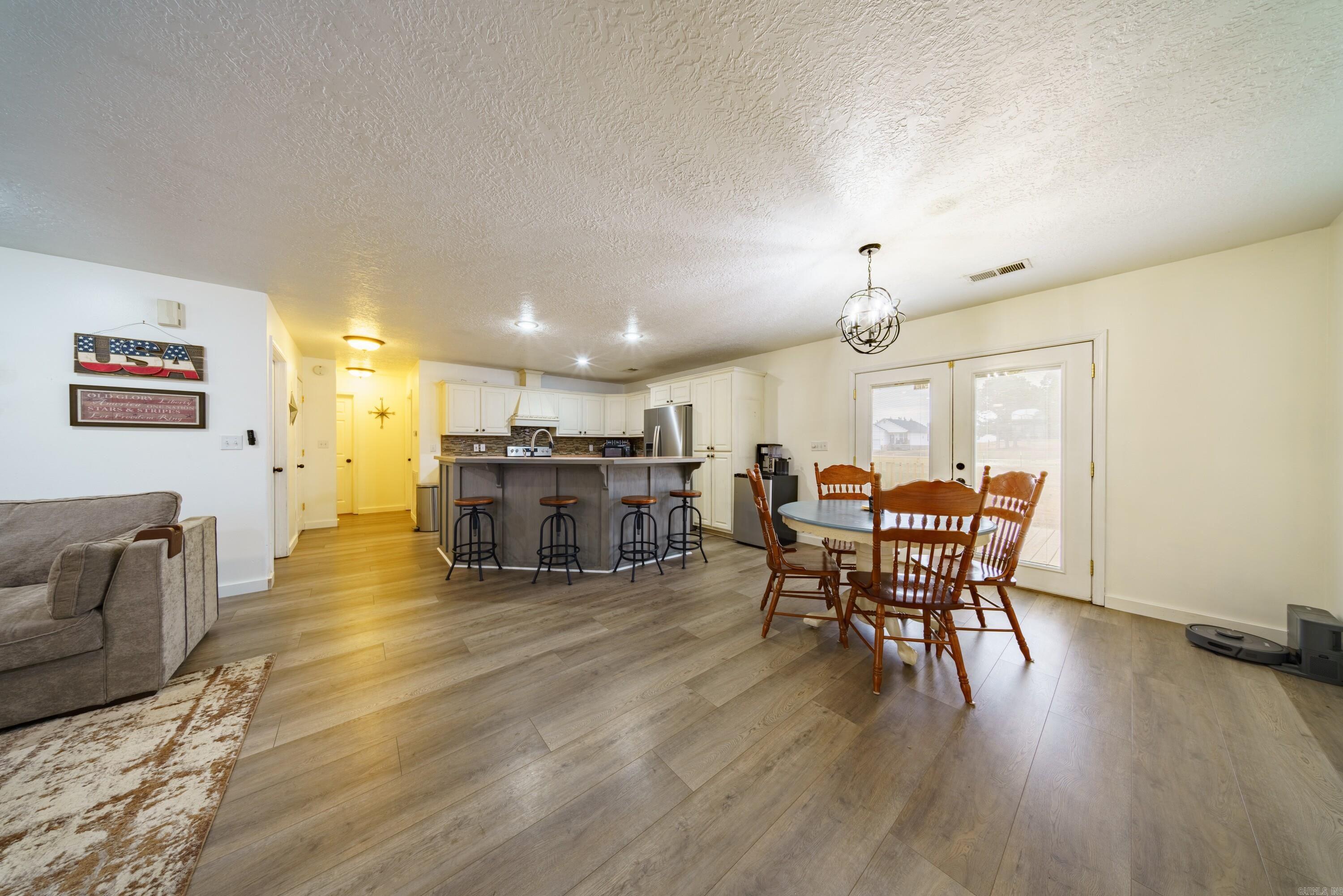 DOUBLE OAK ESTATES - Residential