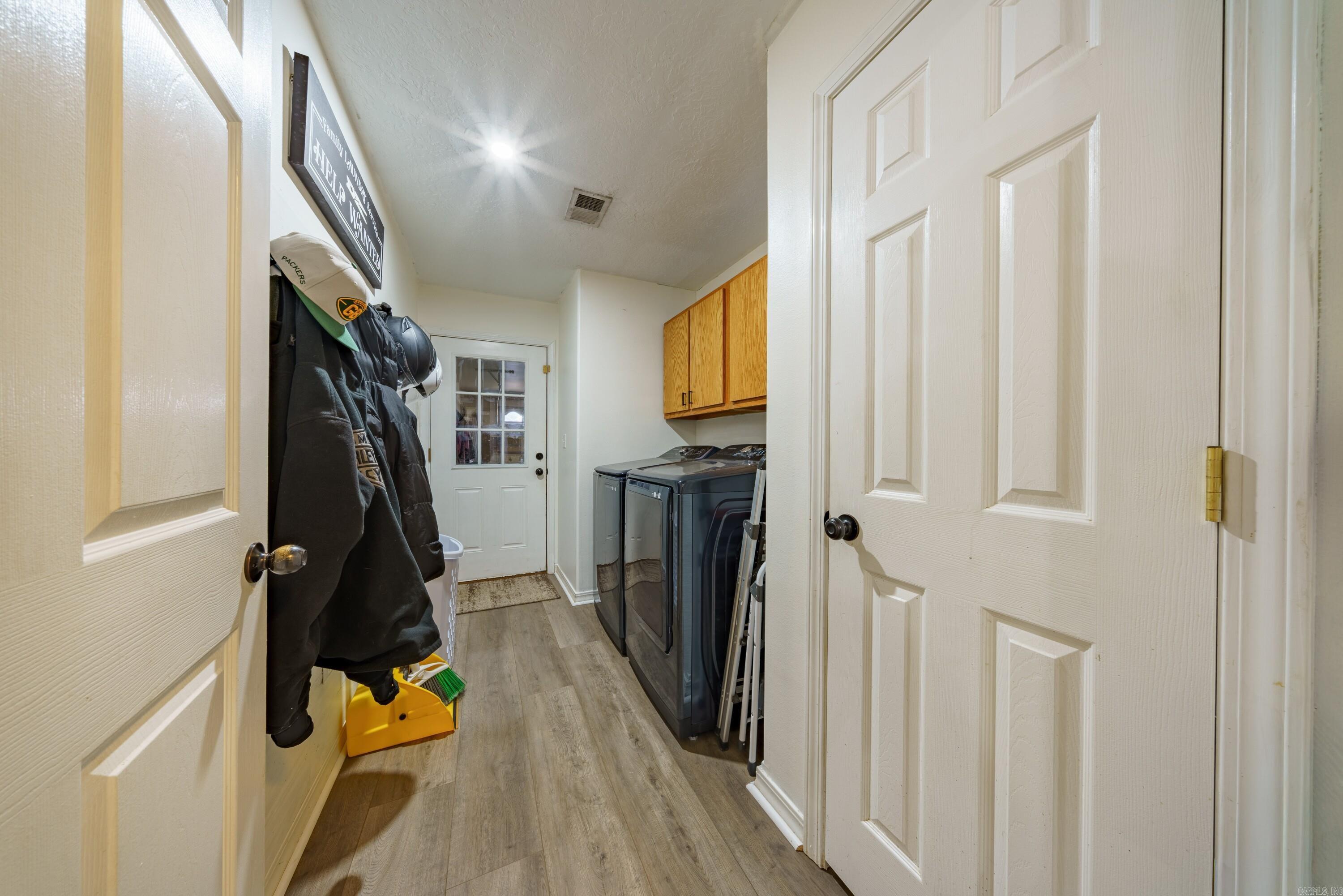 DOUBLE OAK ESTATES - Residential