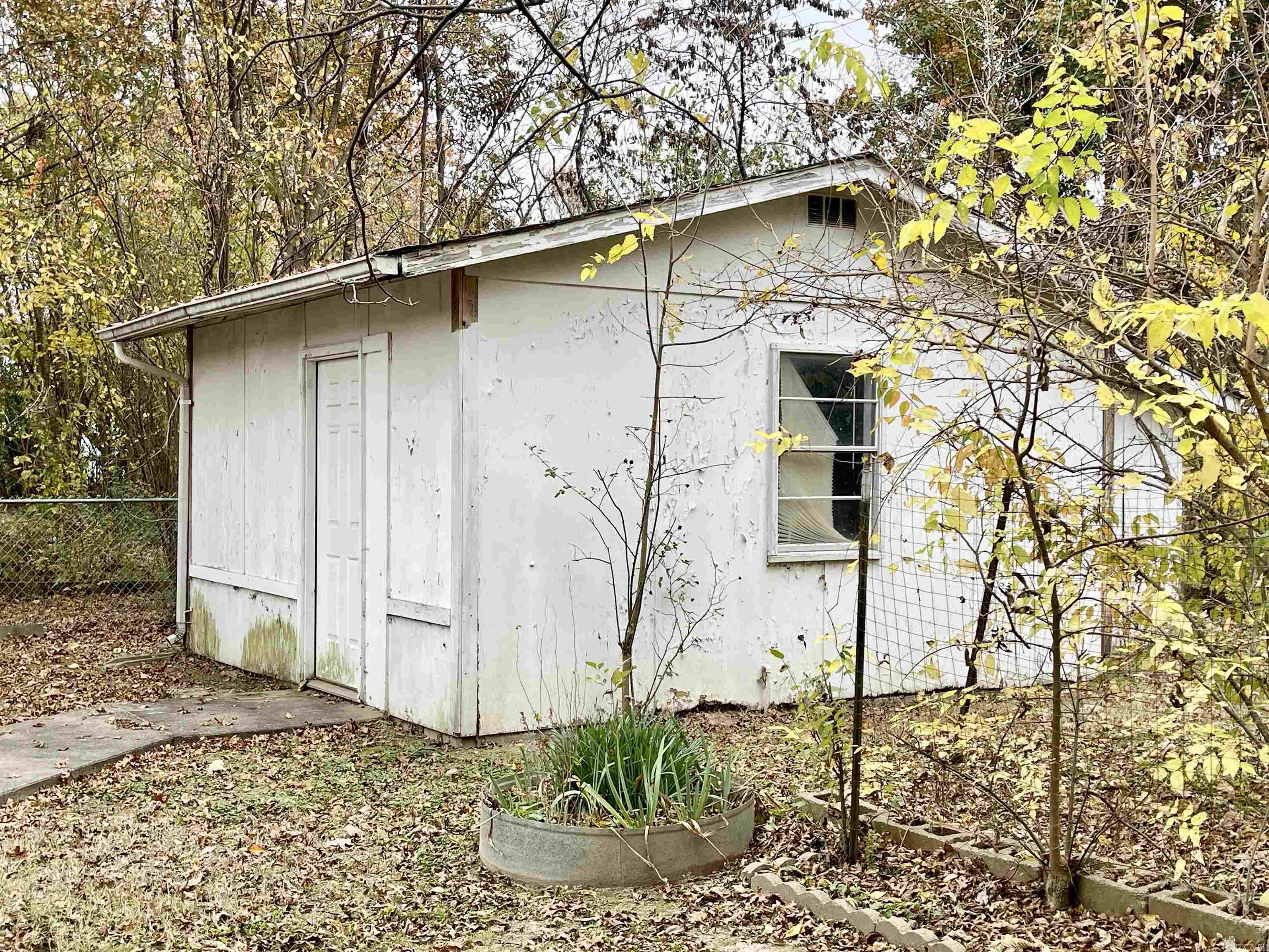 C C BOENS - Residential