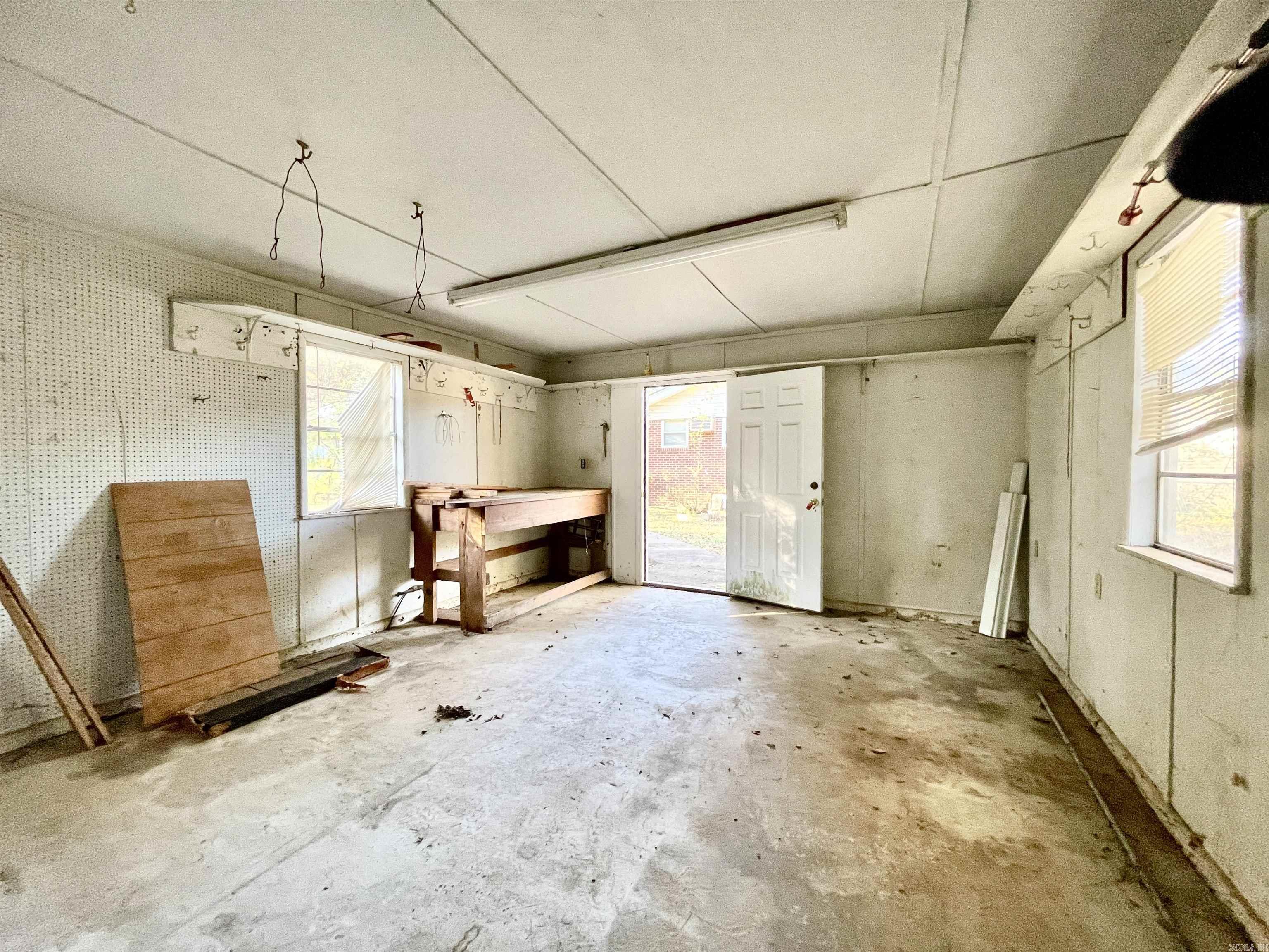 C C BOENS - Residential