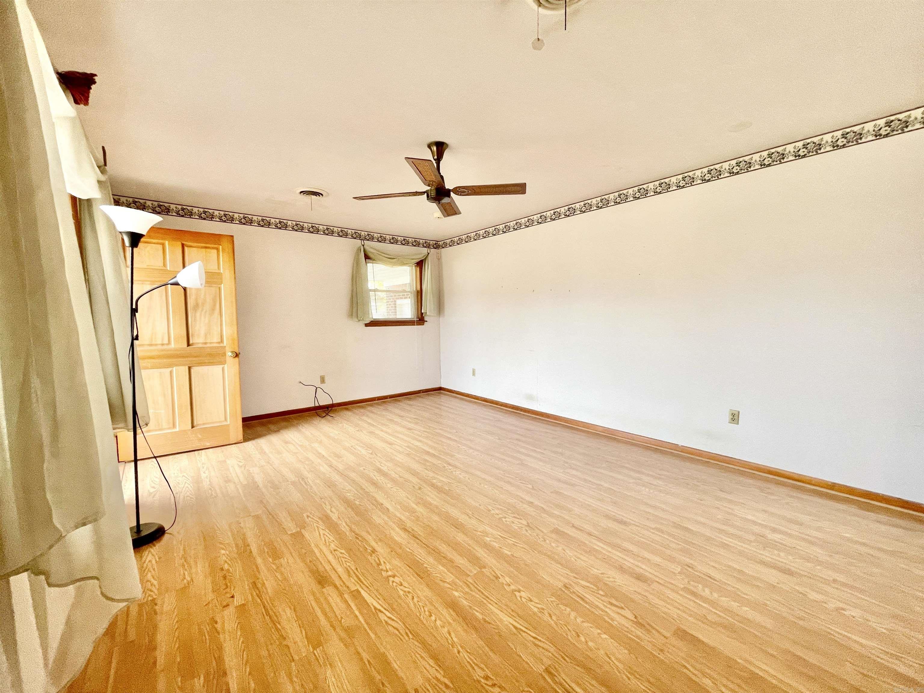 C C BOENS - Residential