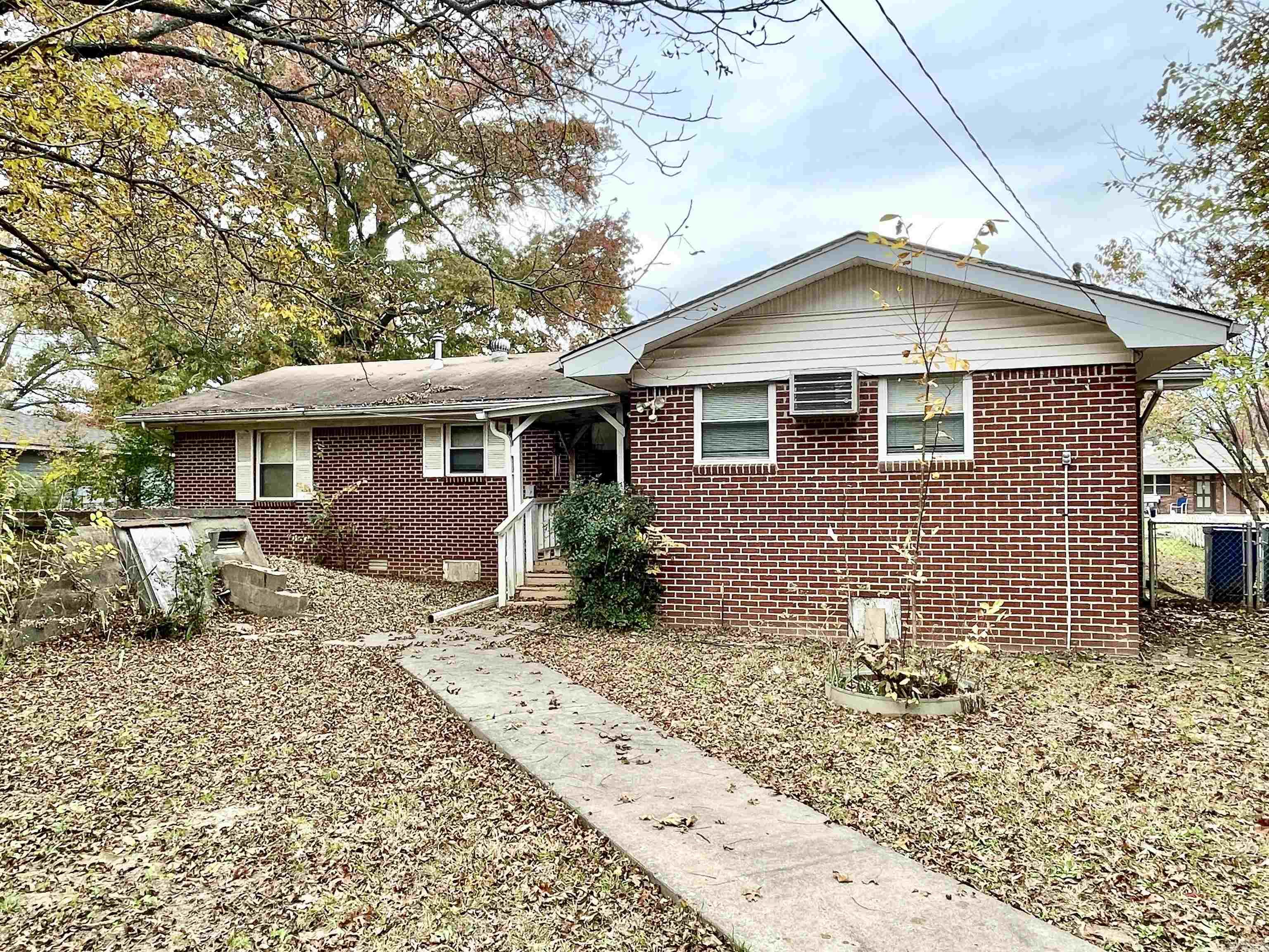 C C BOENS - Residential