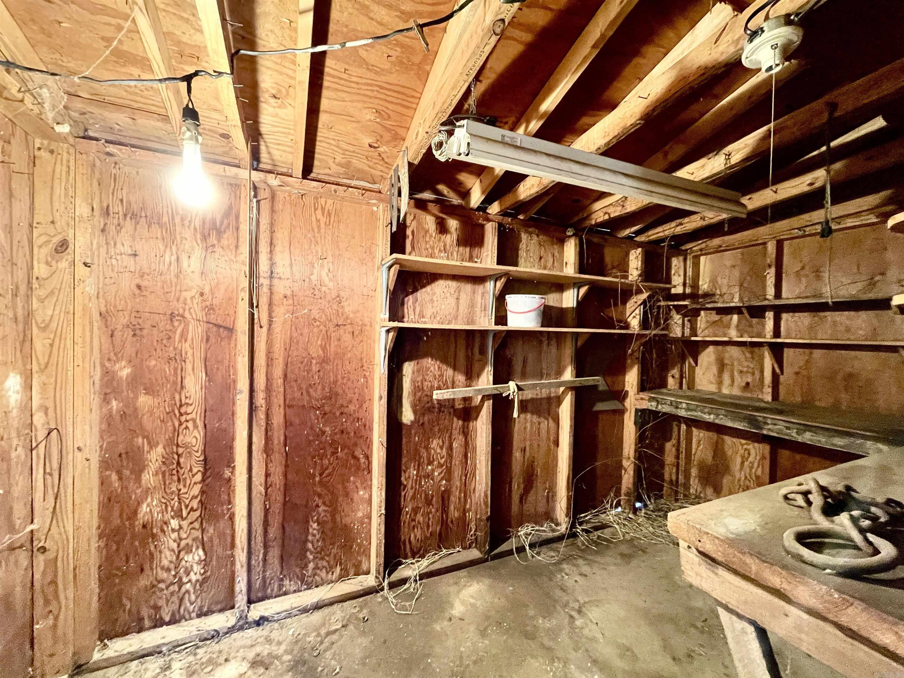 C C BOENS - Residential