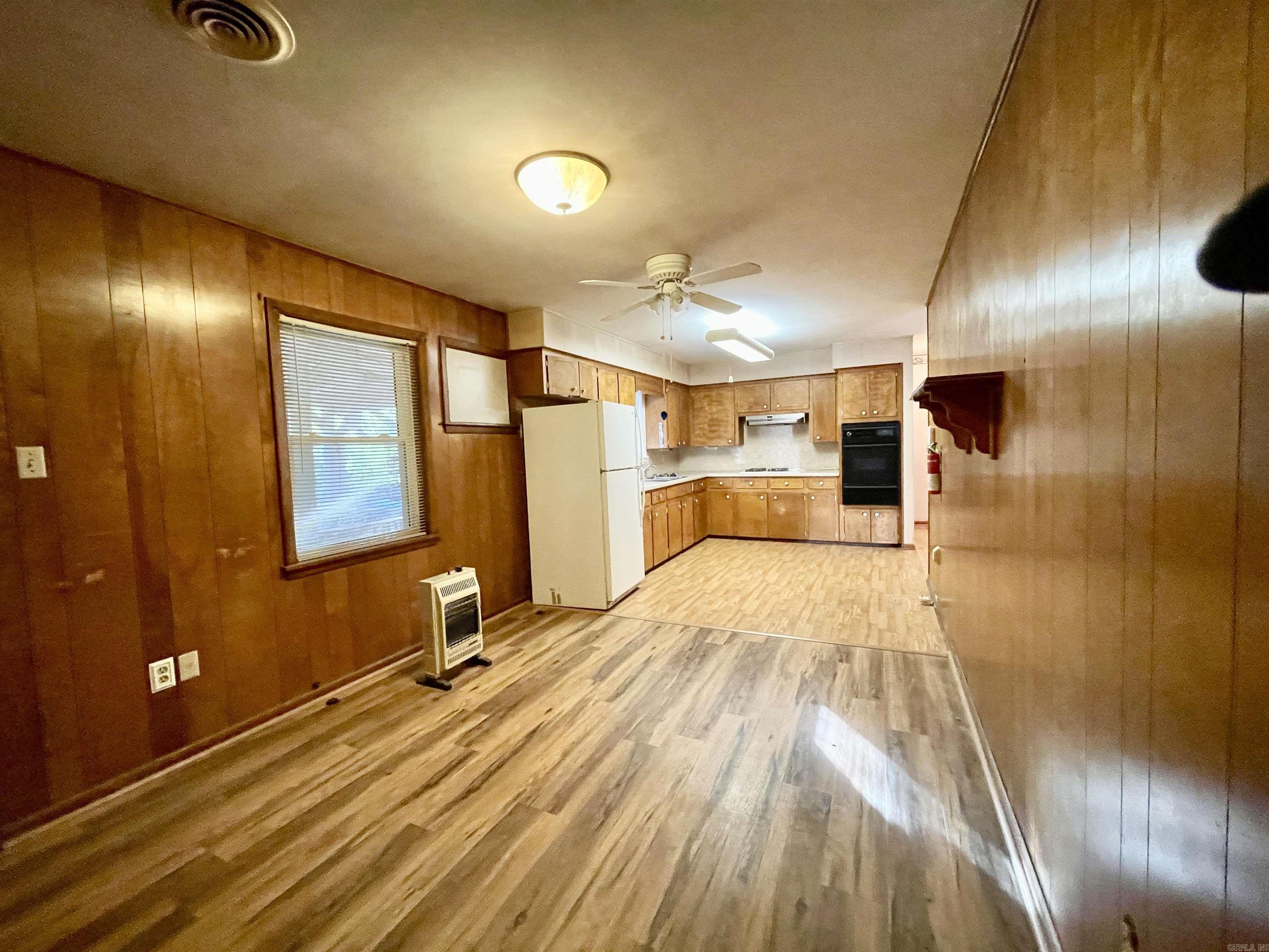 C C BOENS - Residential