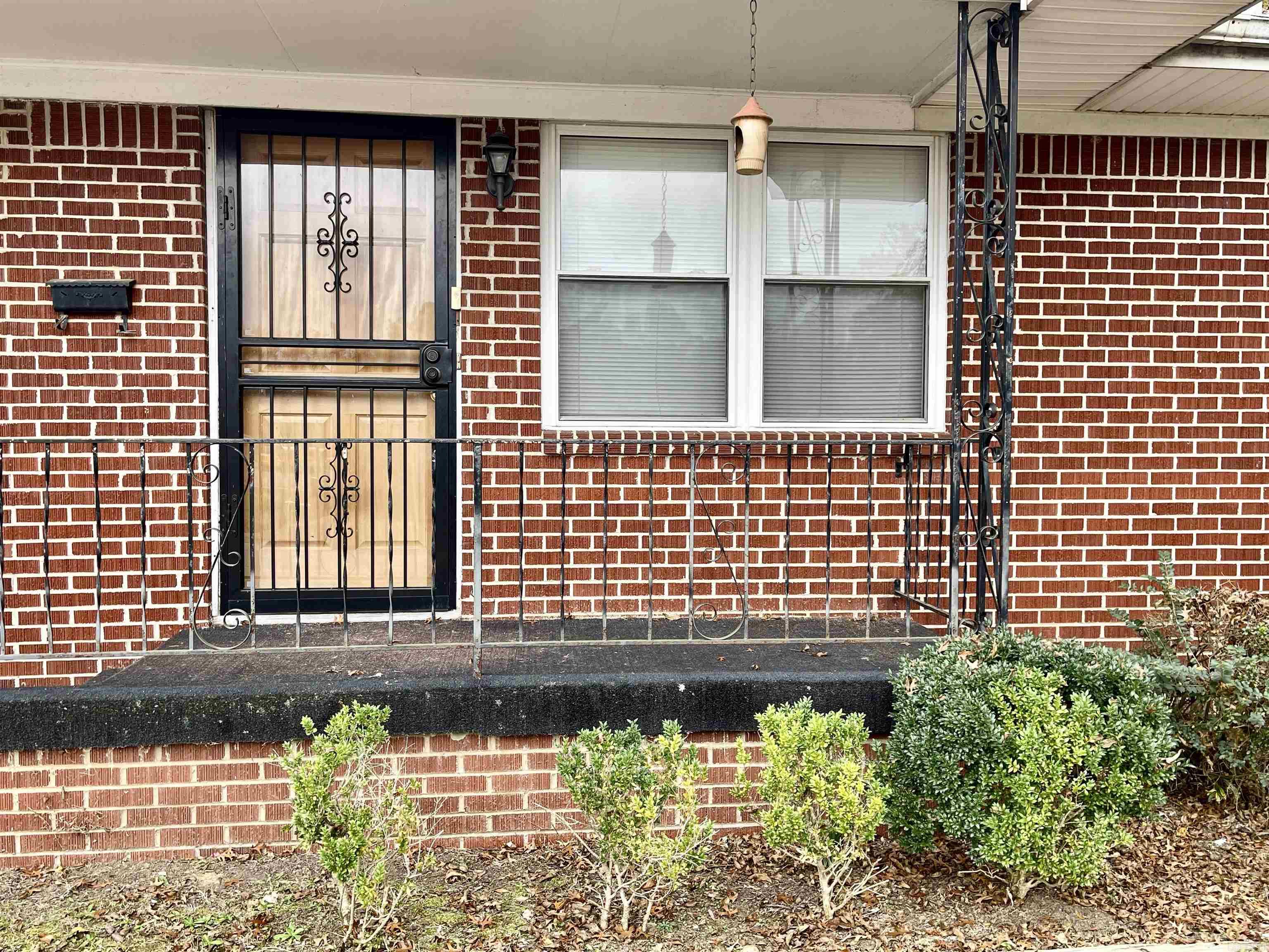 C C BOENS - Residential