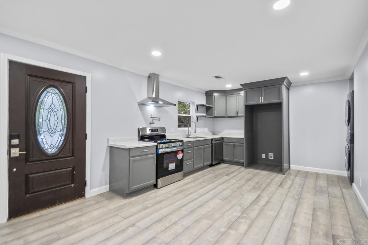 LUND & HILL (ORIGINAL TOWN) - Residential