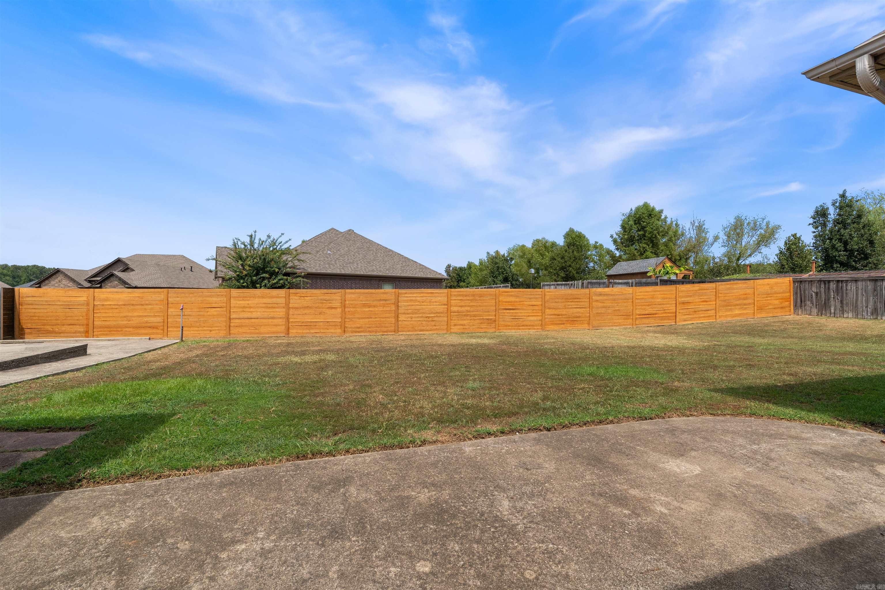SHADOW CREEK - Residential