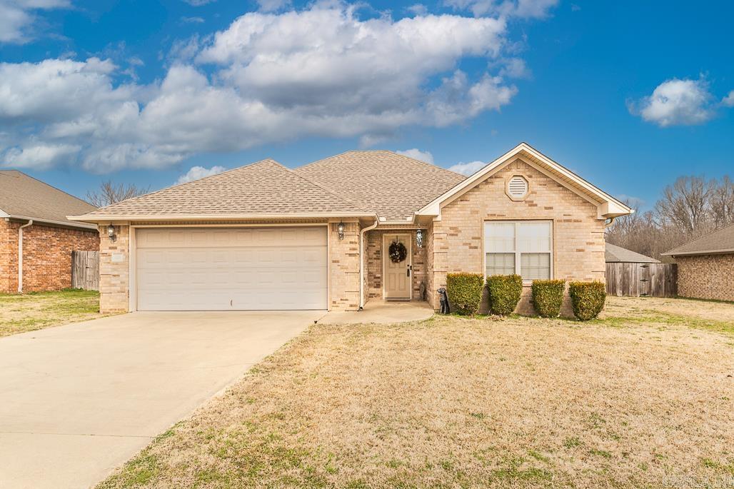 MOVE IN READY!! This charming 3 bedroom 2 bathroom home is the perfect choice for first-time homebuyers! Ideally located near schools, shopping, and with easy access to the new Cabot exit, this property offers both convenience and comfort. As you step inside, you are greeted by a cozy family room with beautiful LVP flooring. The spacious kitchen features a breakfast bar and ample storage, making it a great space for cooking and entertaining. The large primary bedroom offers a serene retreat, complete with an ensuite bathroom featuring double sink vanity and large walk in closet for all your storage needs. The fully fenced backyard provides a private oasis, highlighted by a generous covered porch-ideal for relaxing or entertaining. The home also boasts a new roof installed in 2022. Don't miss out on this gem!