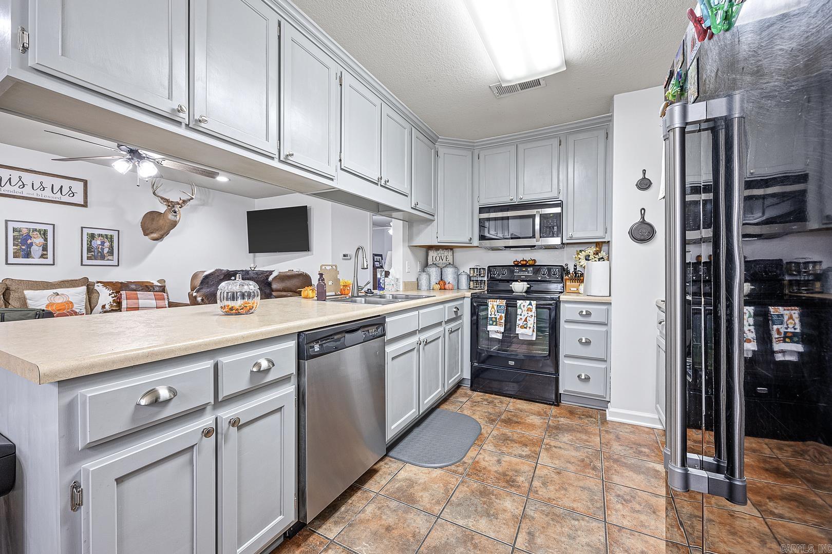 TRUNKS ADD - Residential