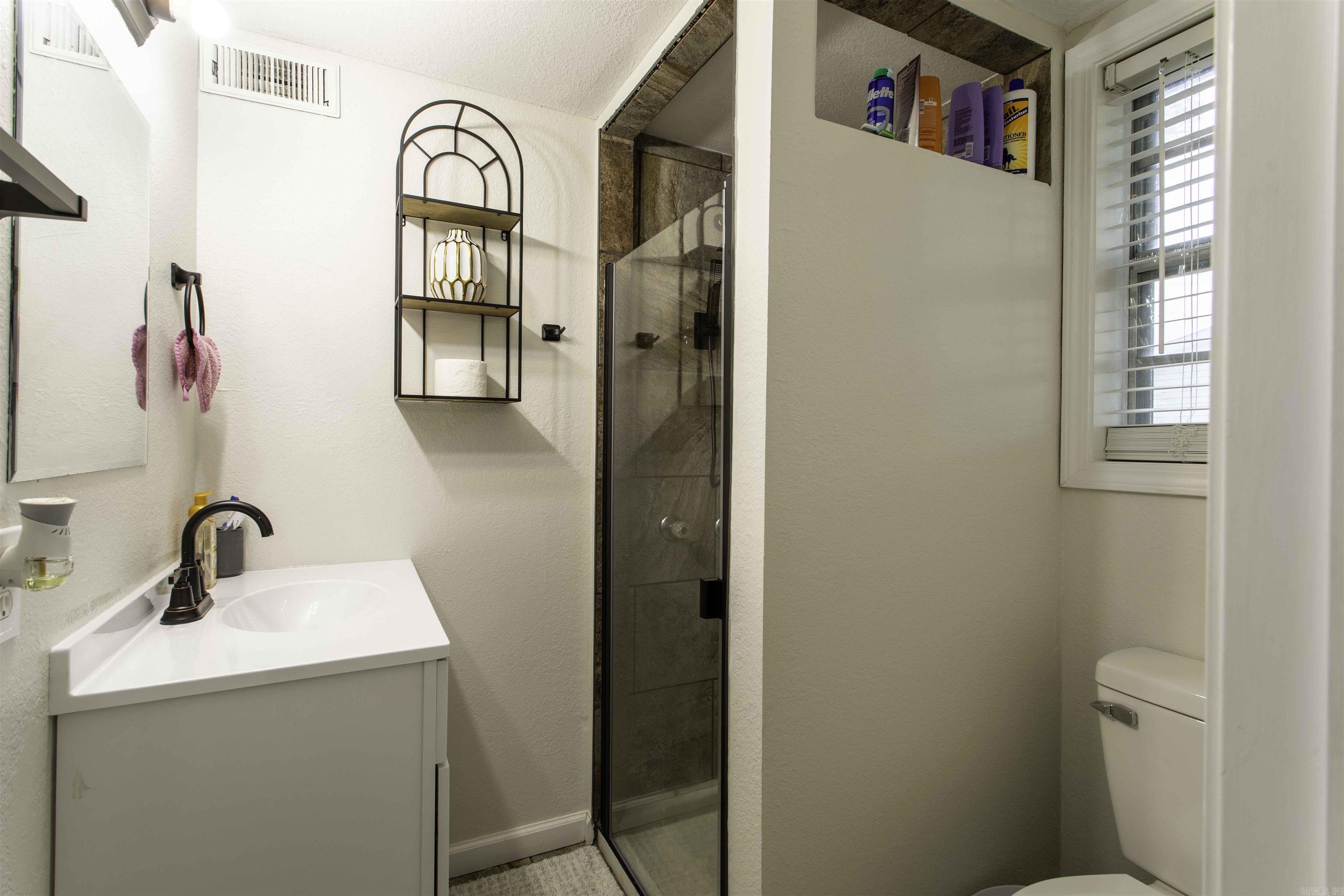 Hayden Carter 1st - Residential