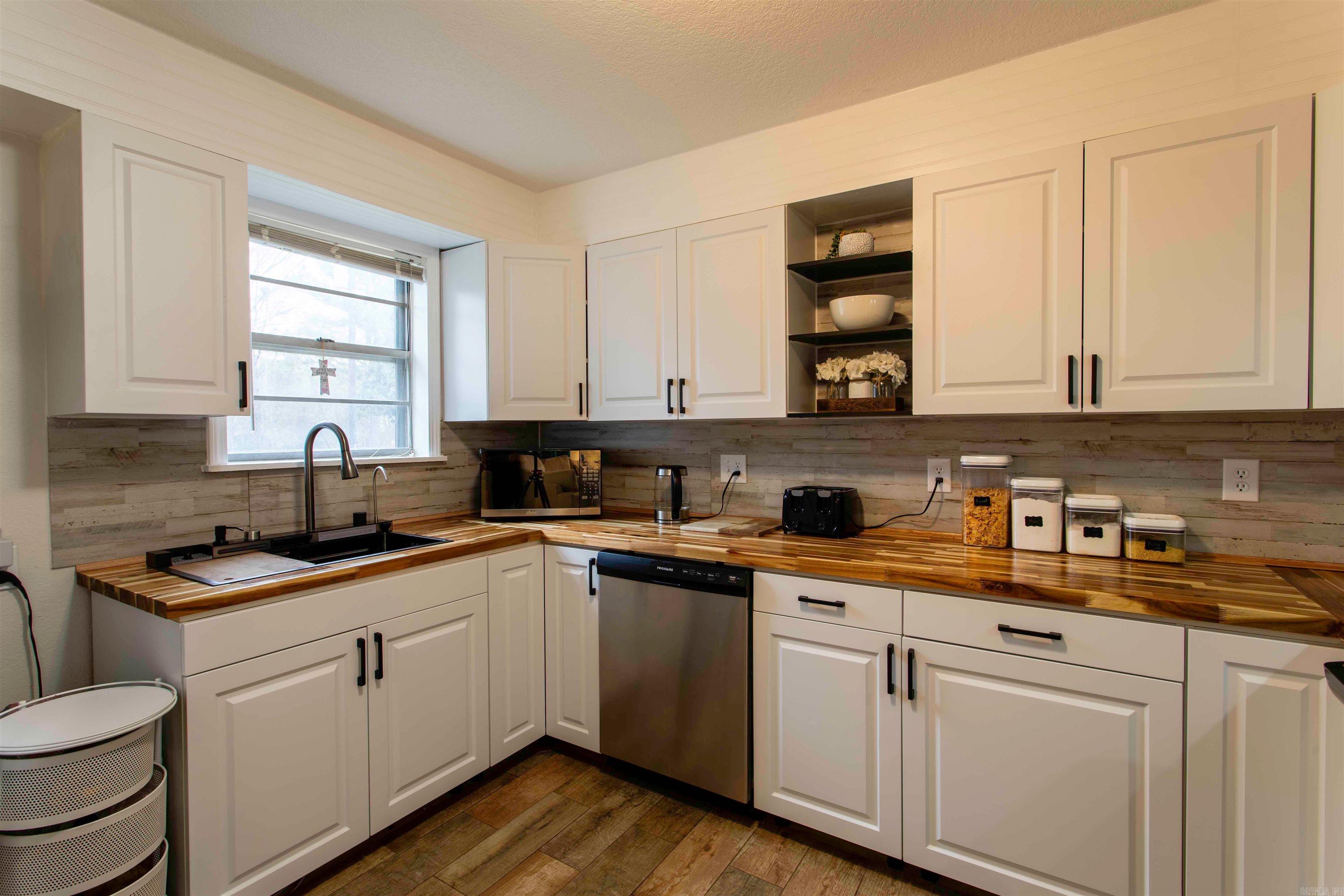 Hayden Carter 1st - Residential