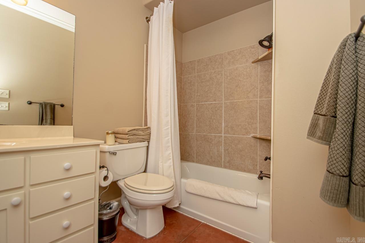 PEBBLE BEACH WOODS ADDN - Residential