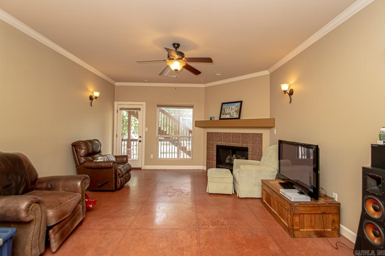 PEBBLE BEACH WOODS ADDN - Residential