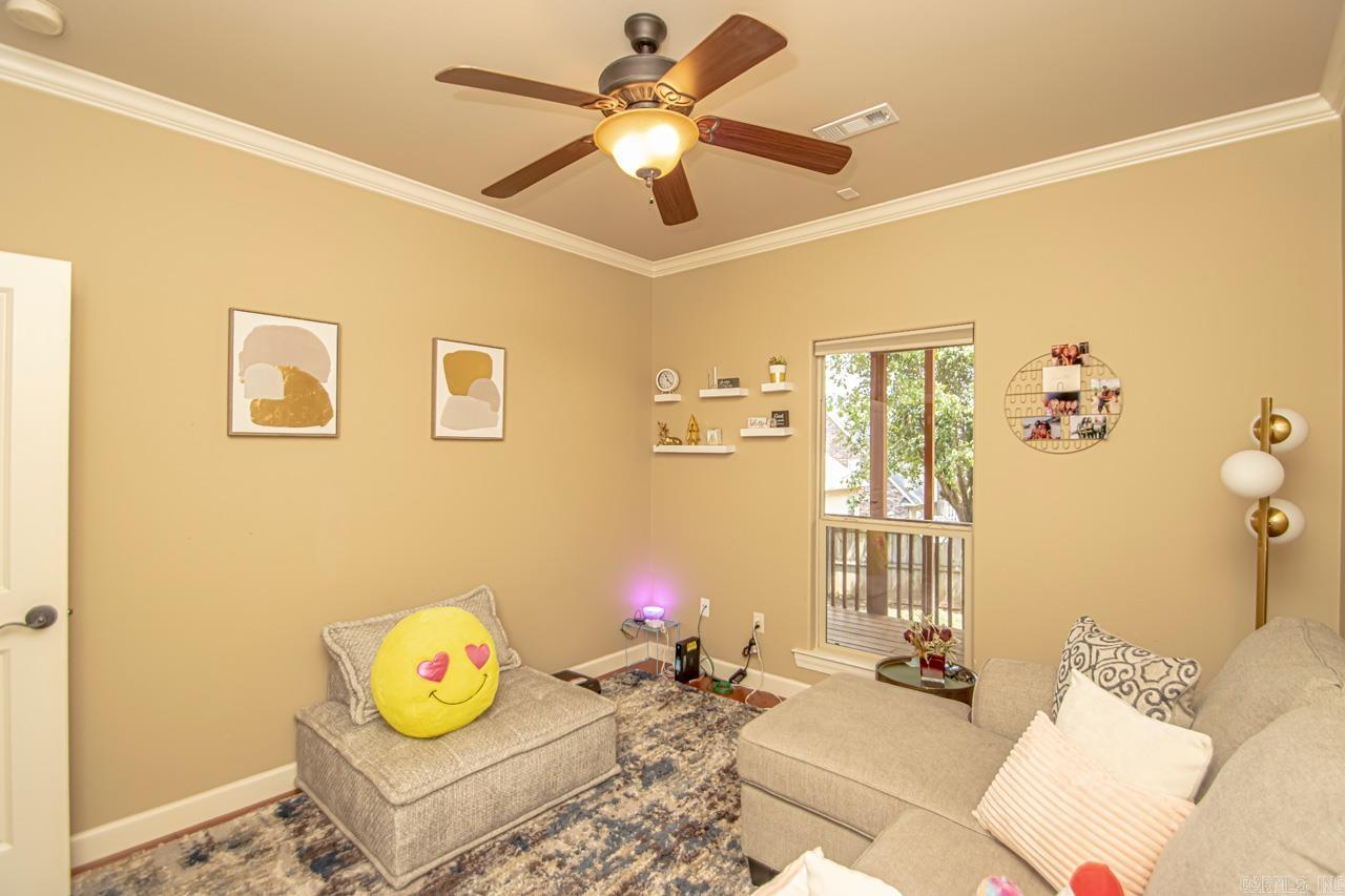 PEBBLE BEACH WOODS ADDN - Residential