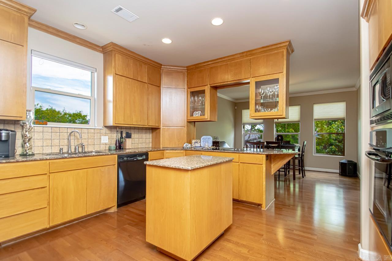 PEBBLE BEACH WOODS ADDN - Residential