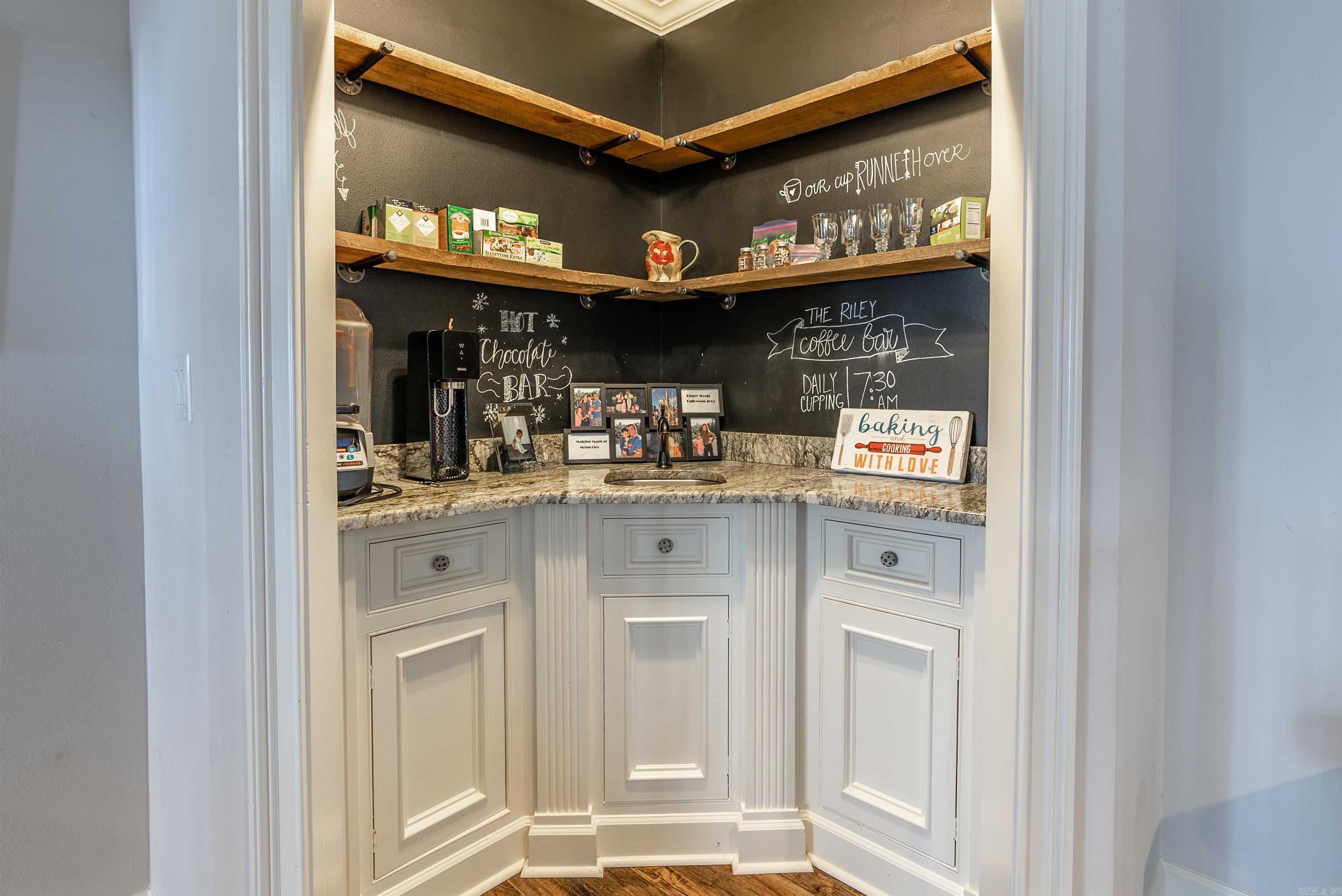 Robbins - Residential