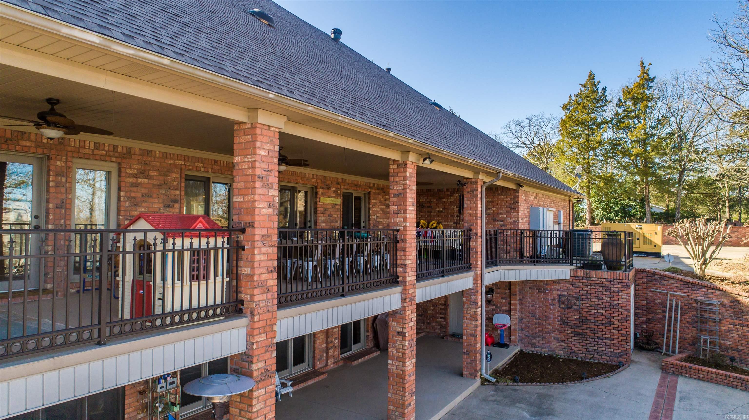 Robbins - Residential