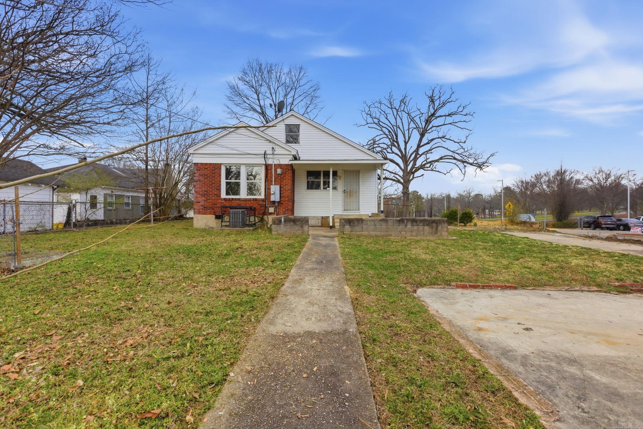 CUNNINGHAMS - Residential