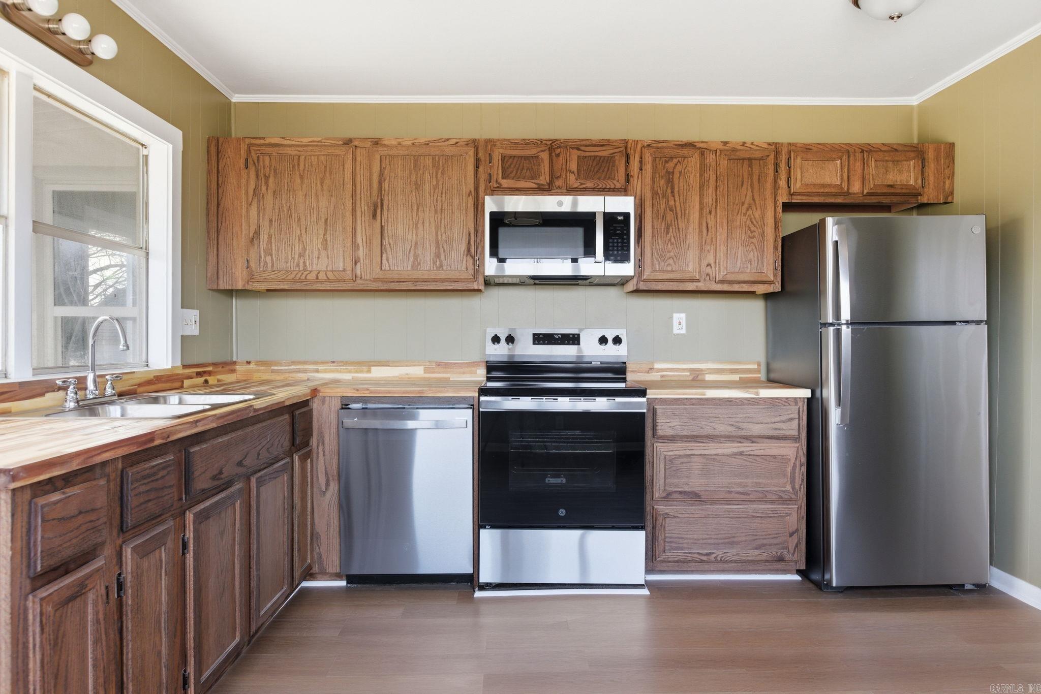 CUNNINGHAMS - Residential