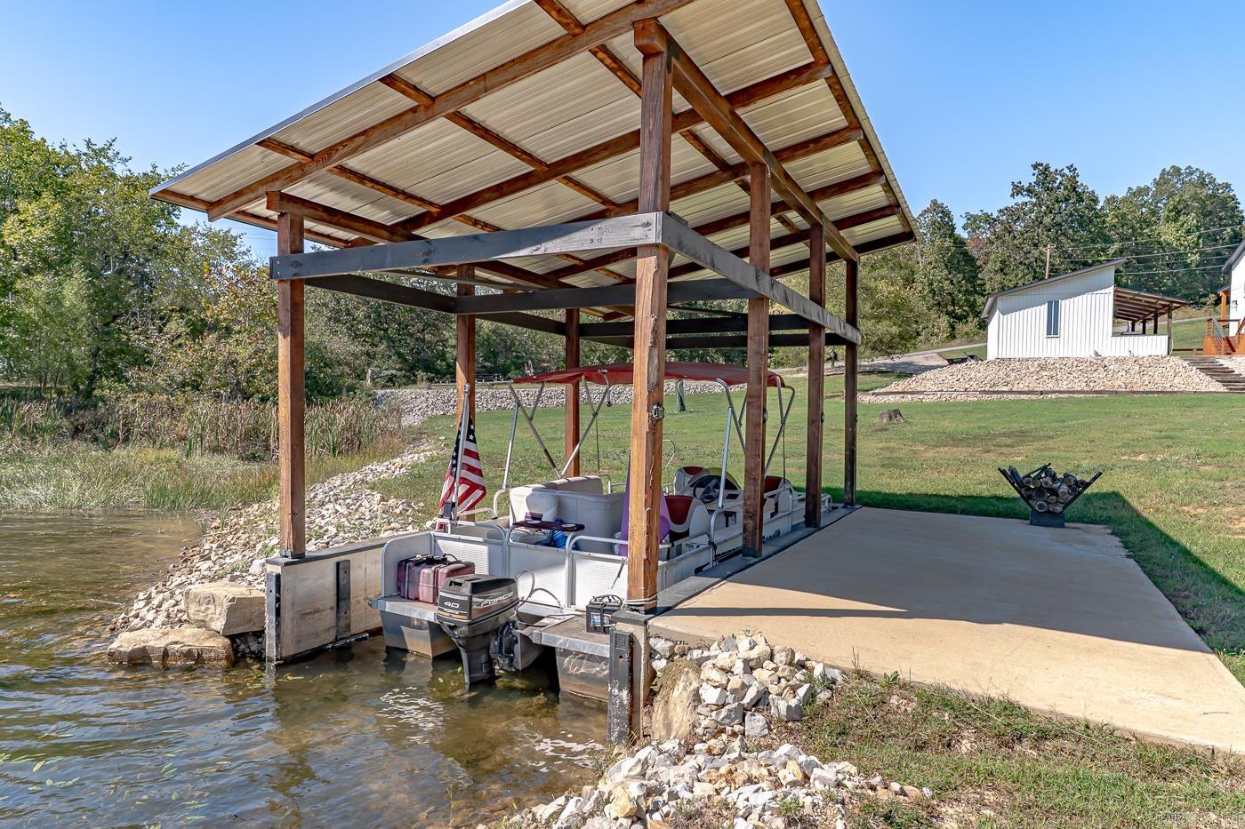 CROWN ADDITION - Residential