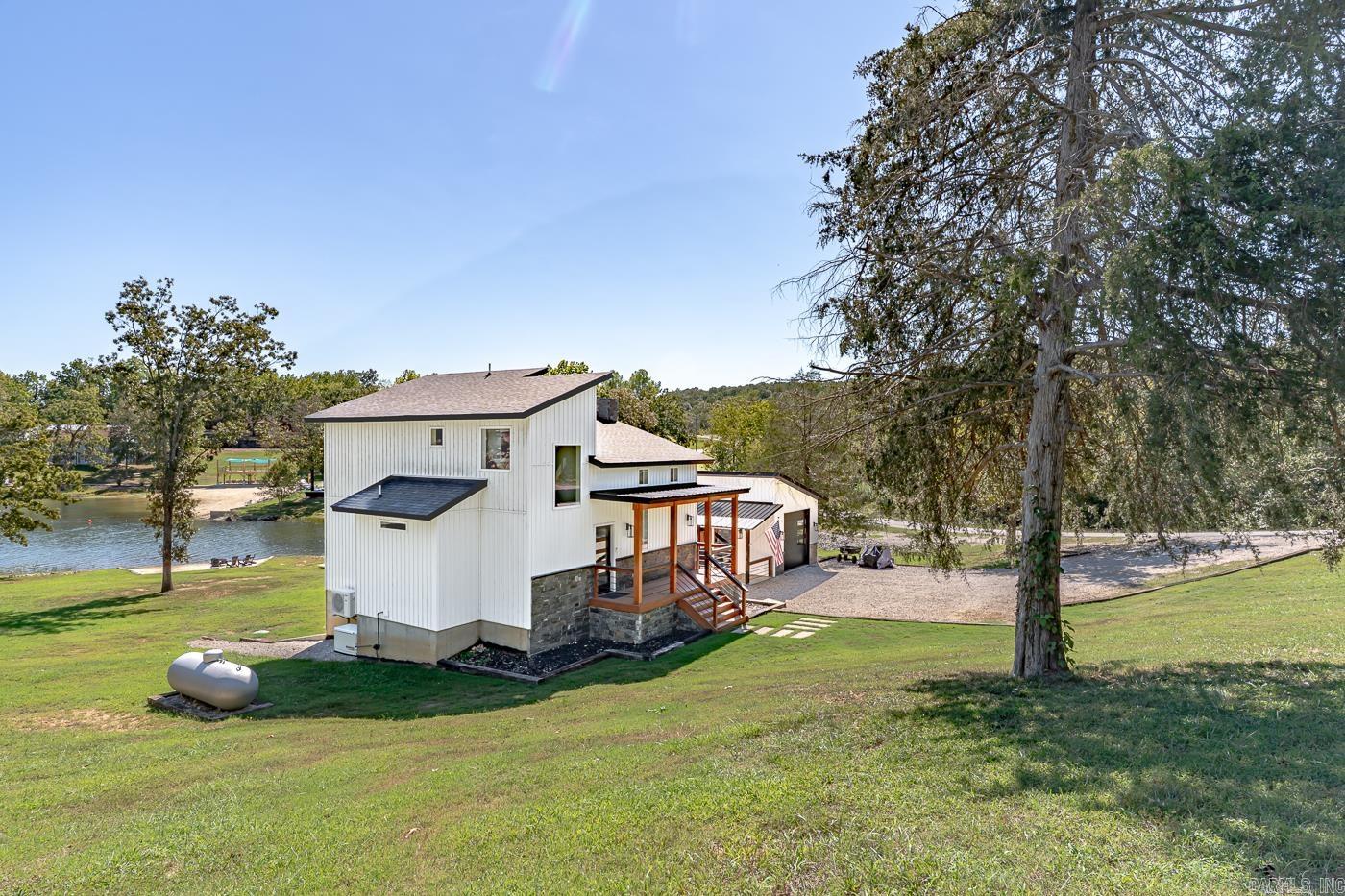CROWN ADDITION - Residential
