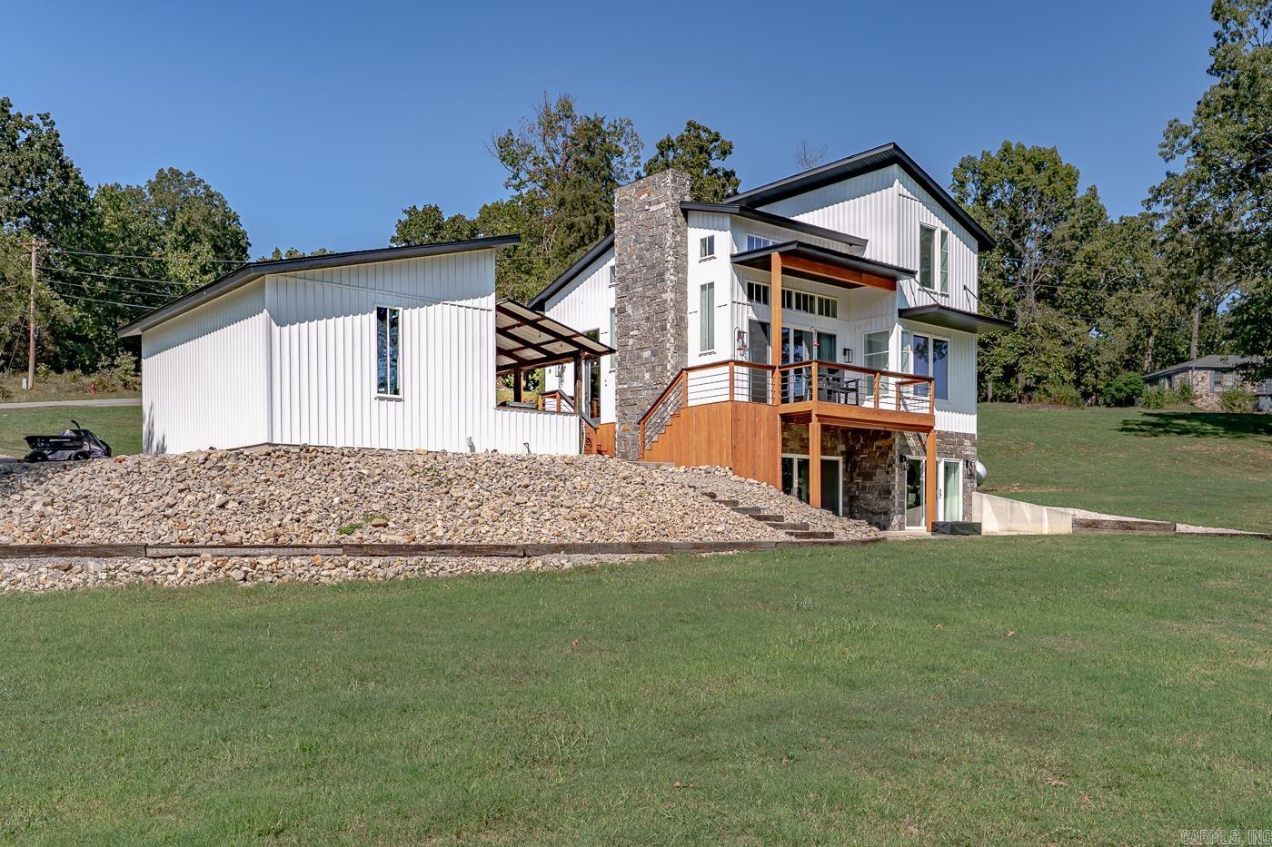 CROWN ADDITION - Residential