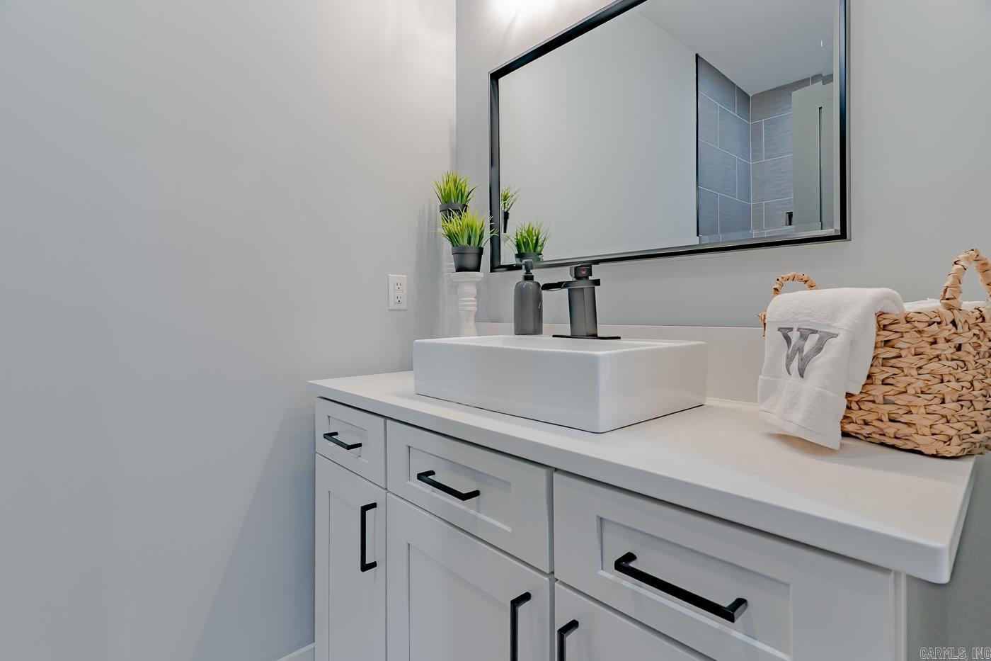 CROWN ADDITION - Residential