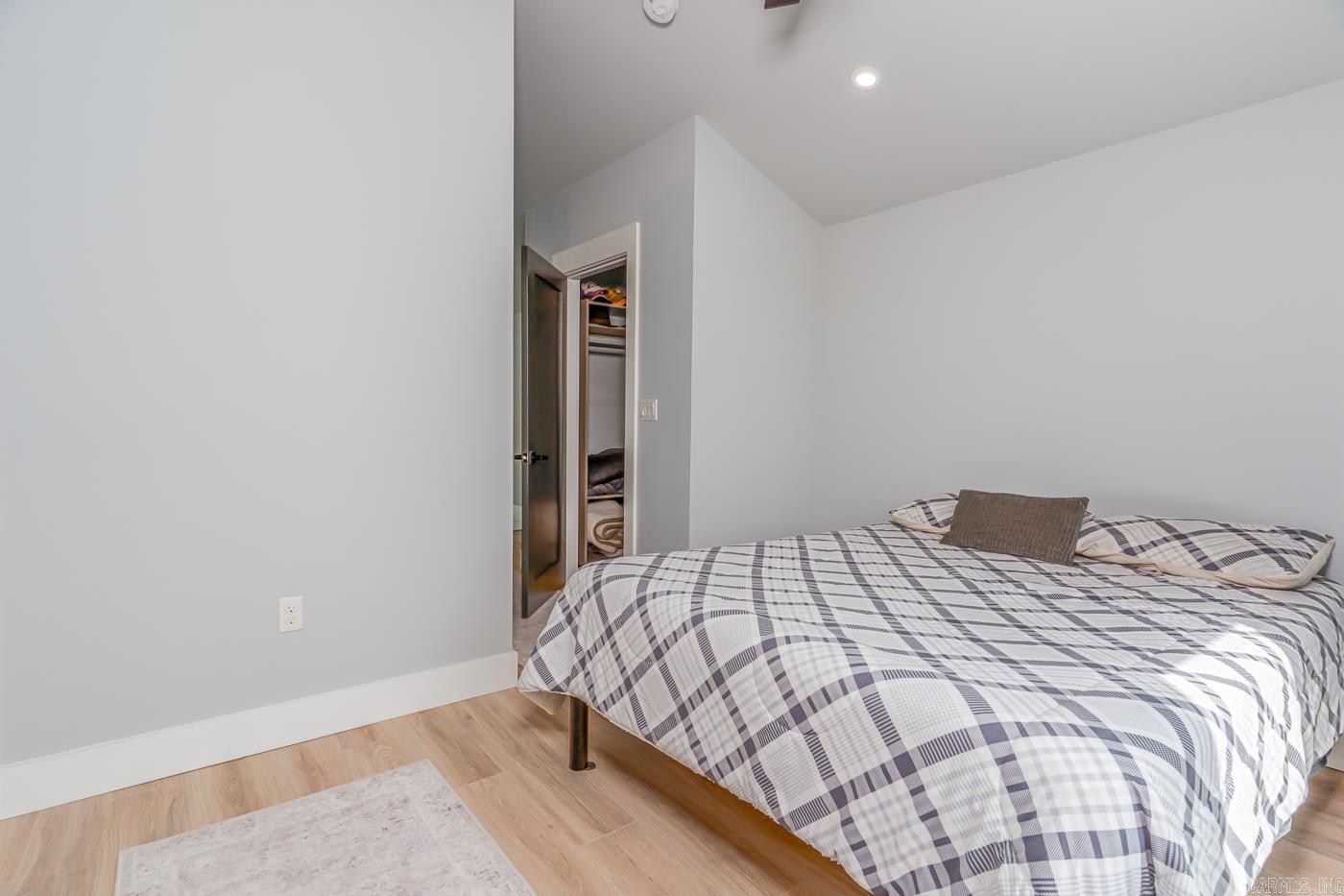 CROWN ADDITION - Residential