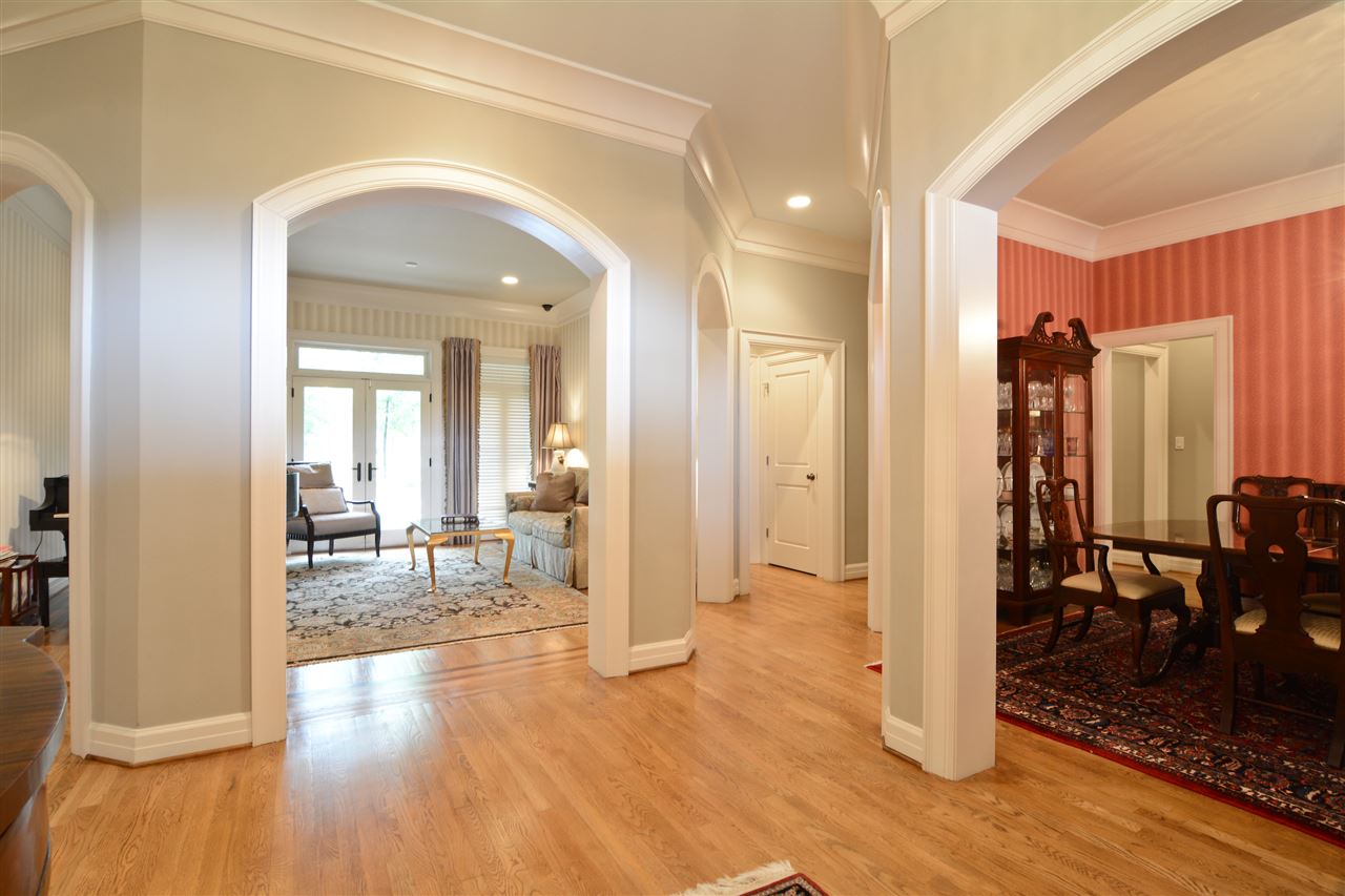 CHENAL VALLEY SOLOGNE CIRCLE - Residential