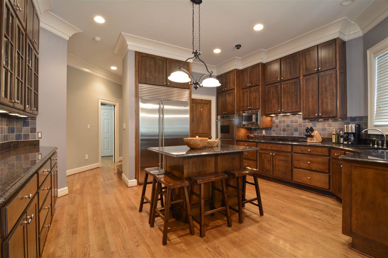 CHENAL VALLEY SOLOGNE CIRCLE - Residential