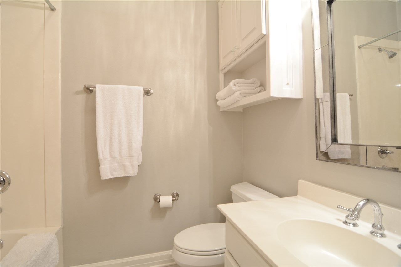 CHENAL VALLEY SOLOGNE CIRCLE - Residential