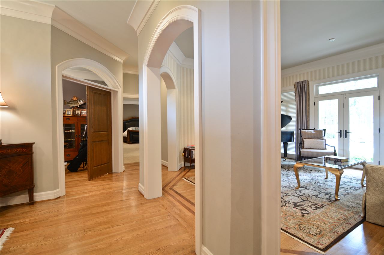 CHENAL VALLEY SOLOGNE CIRCLE - Residential