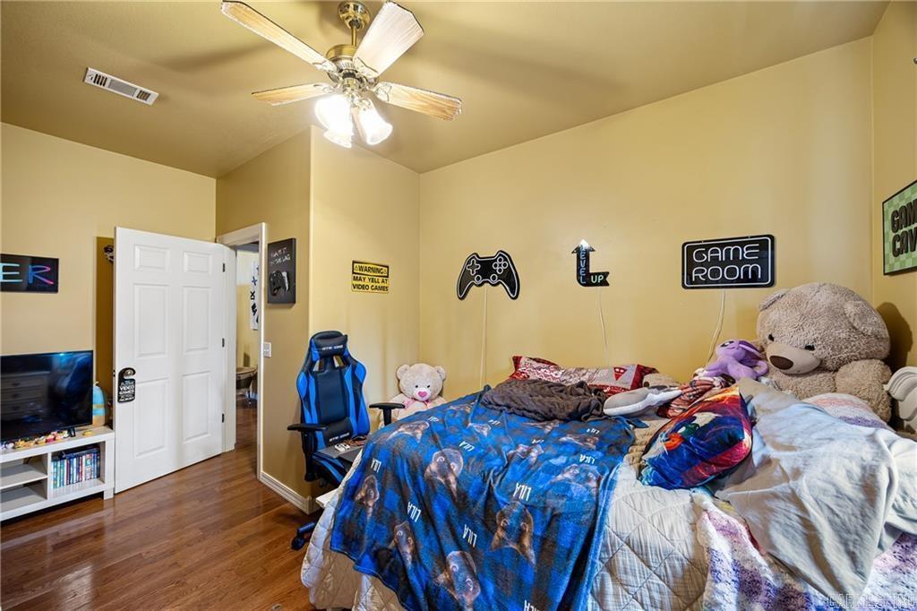 CLIFF & STREAM - Residential