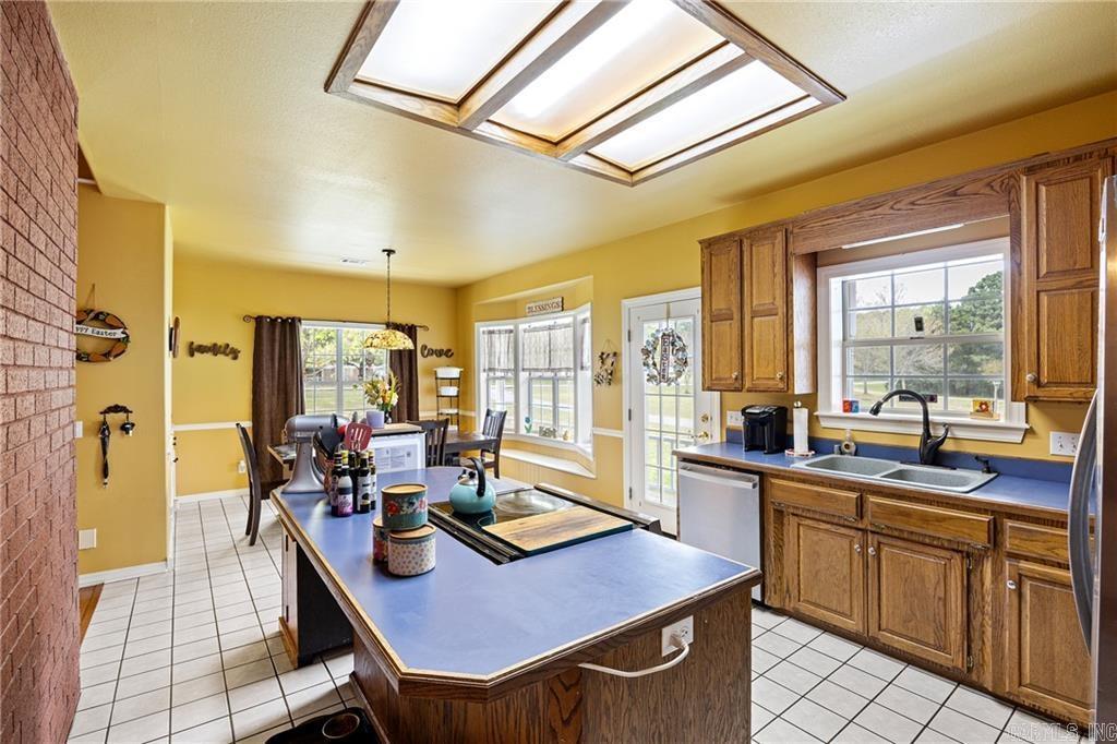 CLIFF & STREAM - Residential