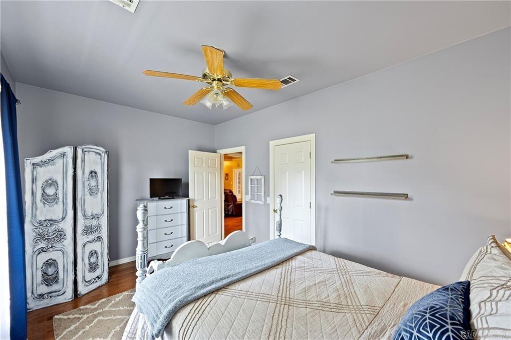 CLIFF & STREAM - Residential